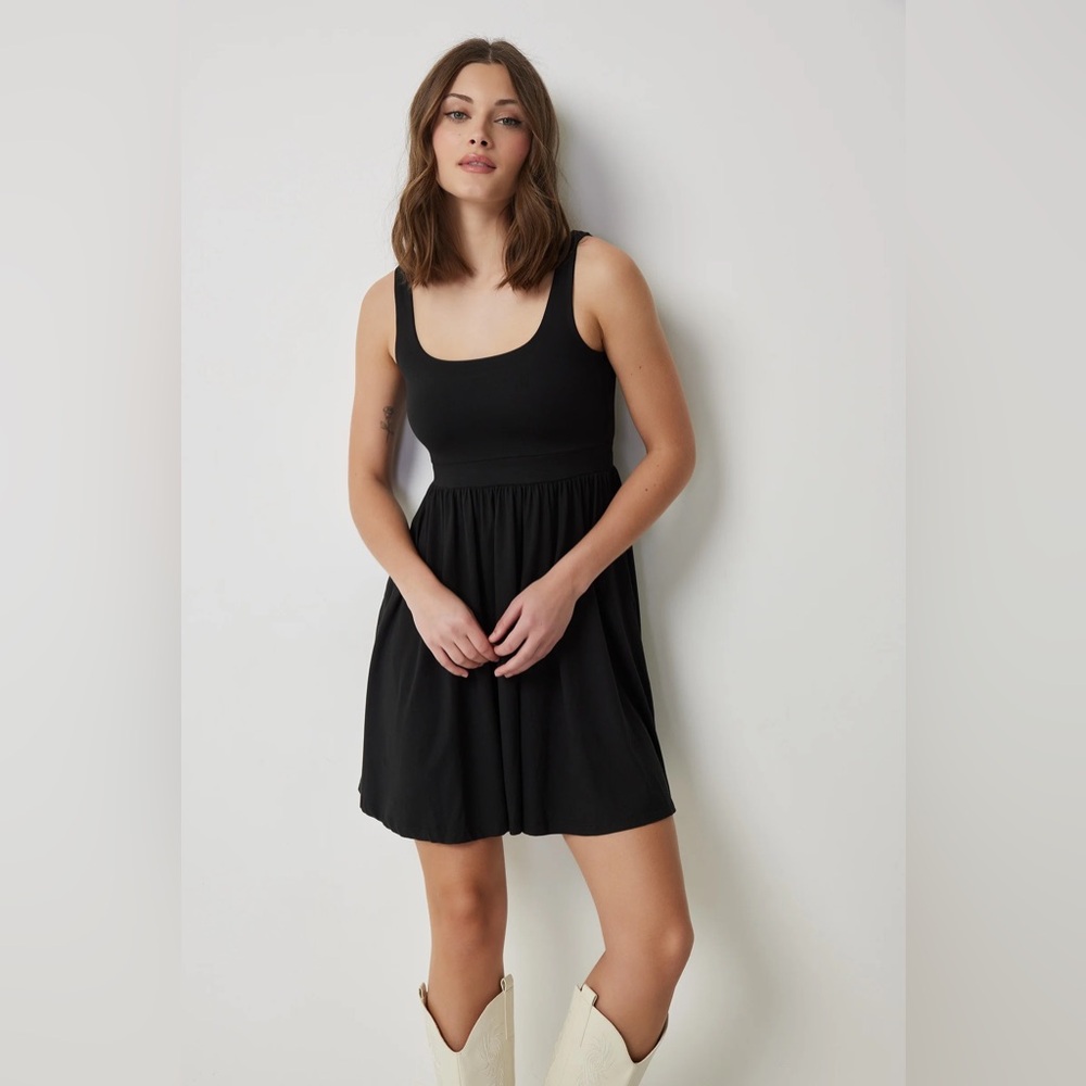 Sunday Best Flowy Jersey Black Sleeveless Dress